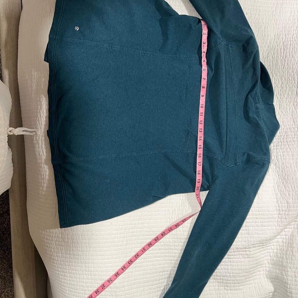 Lululemon Dark Teal Wrap Jacket Size 8 Athletic Blazer Yoga Travel - Picture 8 of 8